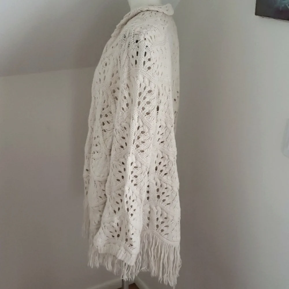 THE PARAGON Open Front Cardigan, Fringed Loose Knit Cream Color, Size L
